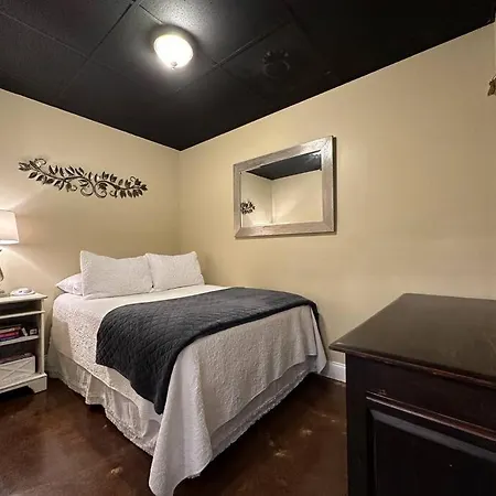 Haven At Hazel~Downtown Bungalow Demorest Exterior photo